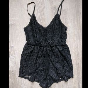 Blach lace romper